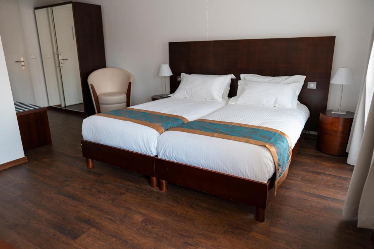 Swiss Hotel La Couronne Avenches Buitenkant foto