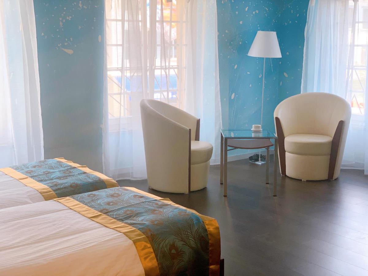 Swiss Hotel La Couronne Avenches Buitenkant foto
