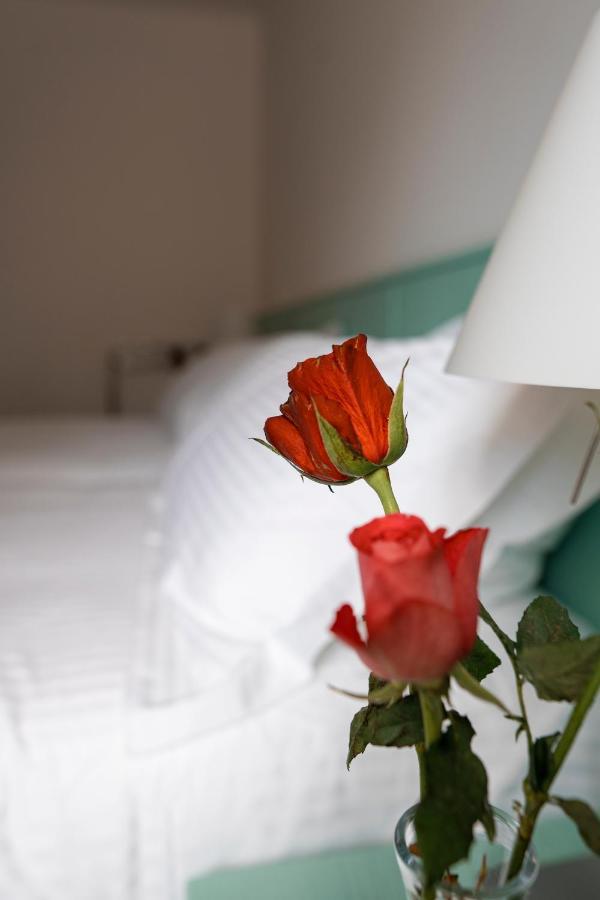Swiss Hotel La Couronne Avenches Buitenkant foto