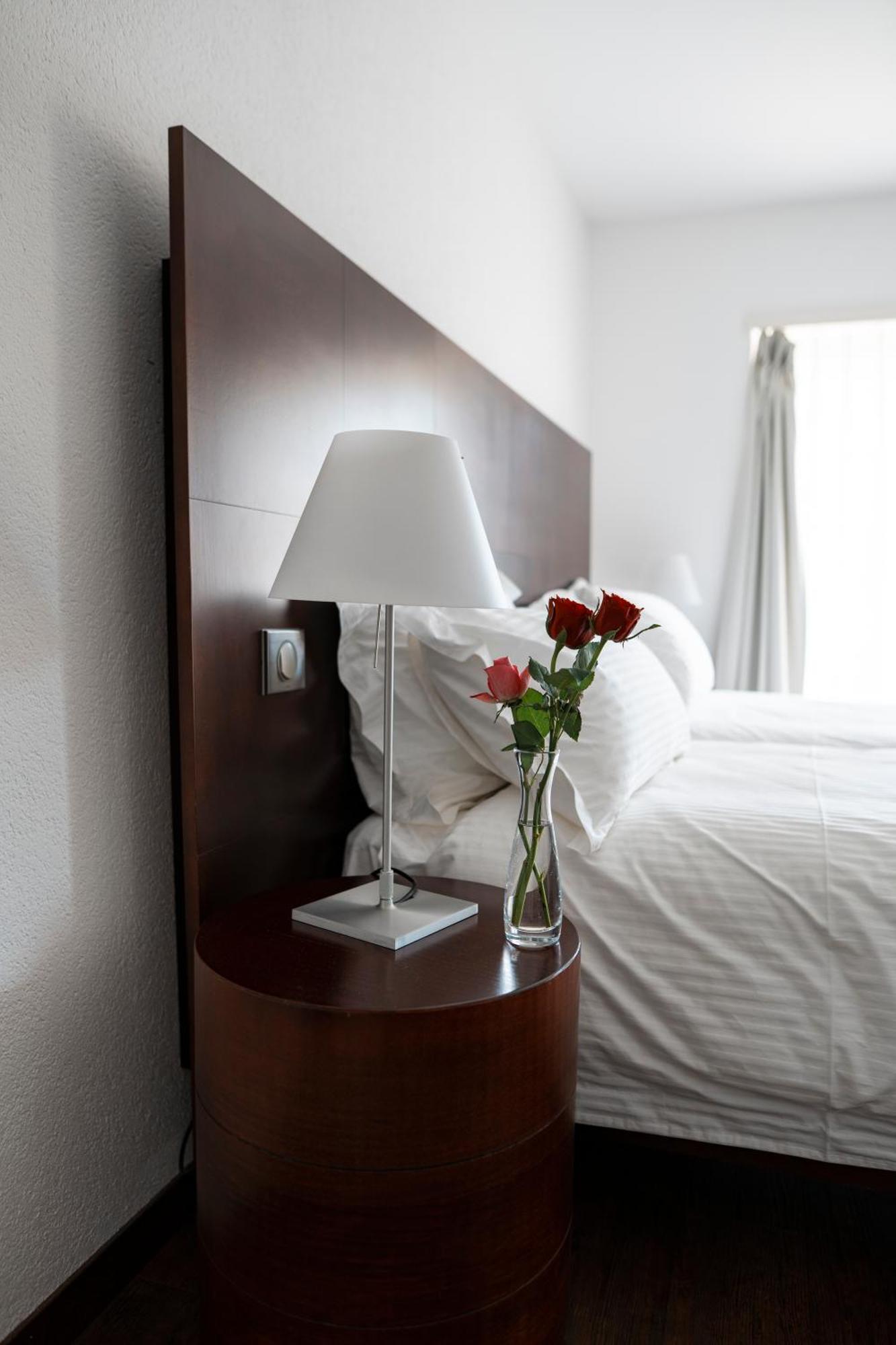 Swiss Hotel La Couronne Avenches Buitenkant foto